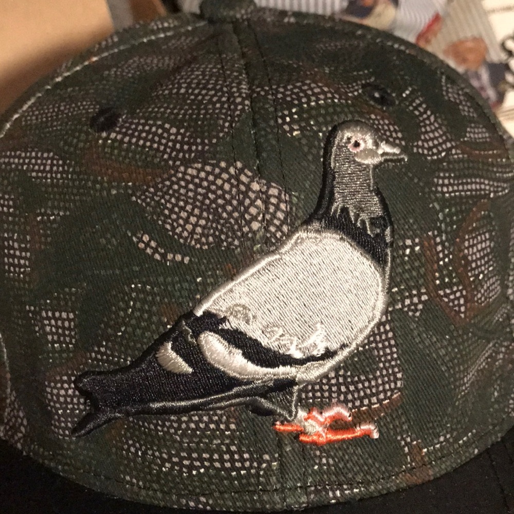 Staple SnapBack - Picture 5 of 5